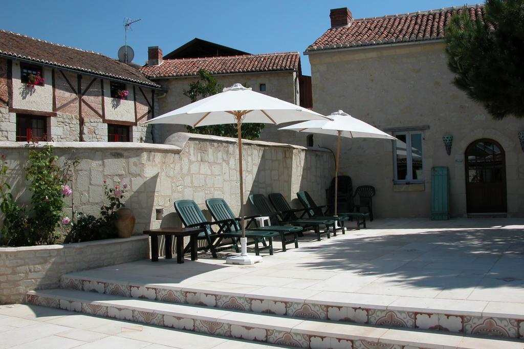 Troglodyte De La Fosse Hotel Meigné Екстериор снимка