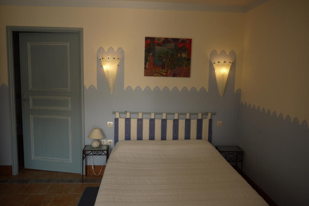 Troglodyte De La Fosse Hotel Meigné Стая снимка